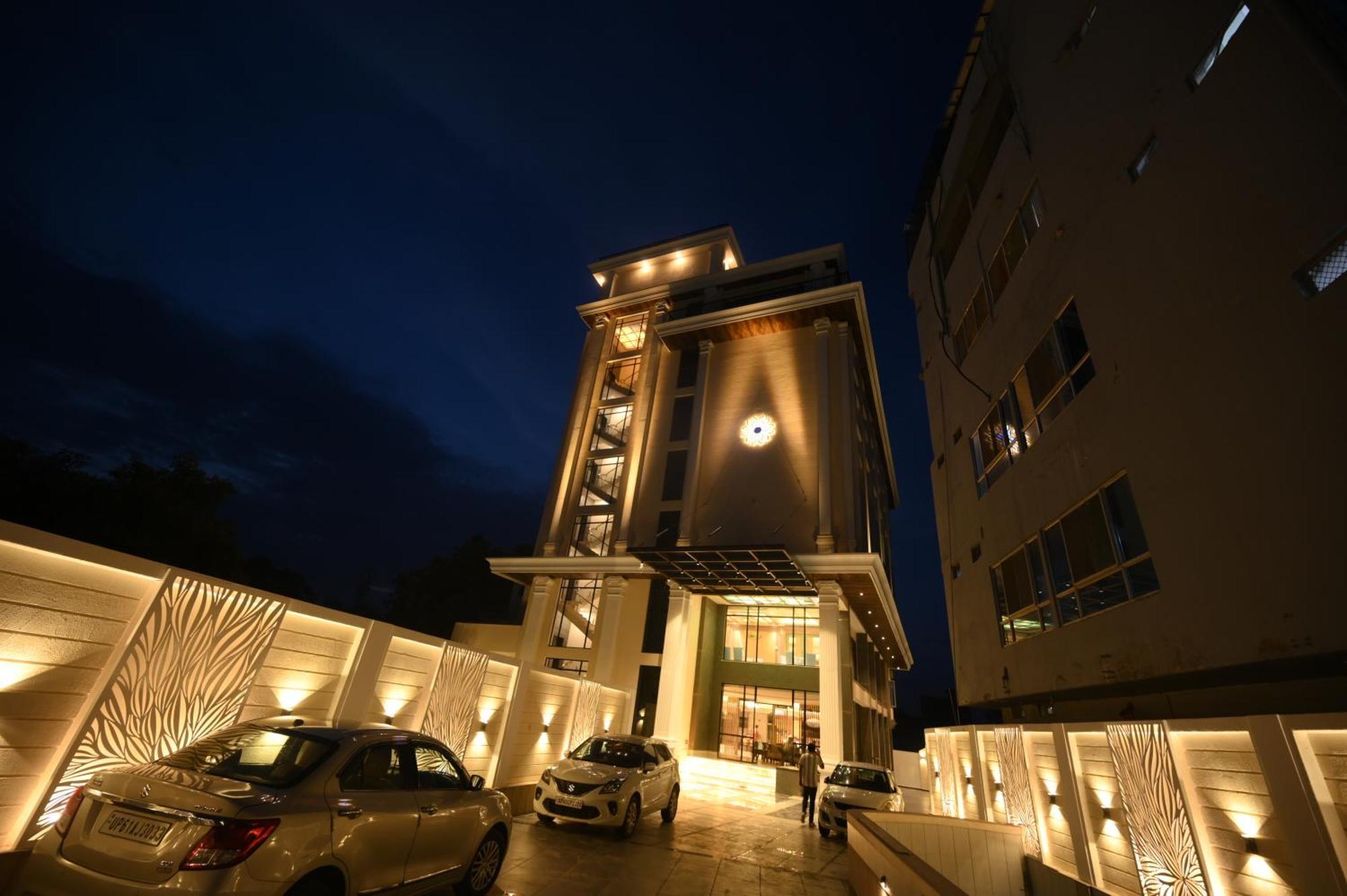 The Mudra Hotel Varanasi Eksteriør bilde